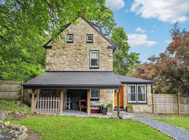64 CONNARD DRIVE, EASTON, PA 18042