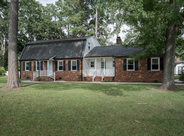 1604 Brunswick Drive, Dunn, NC 28334