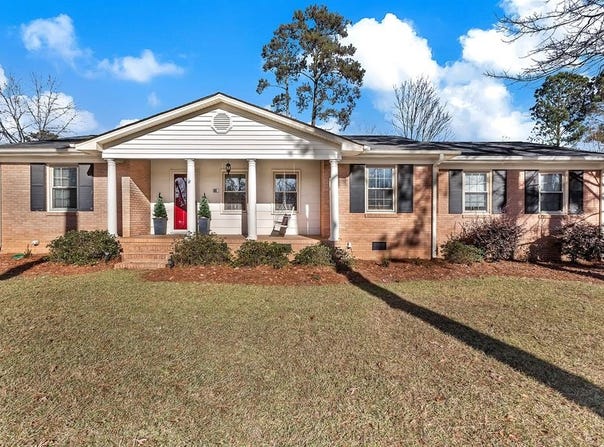 105 Sheldon, Greenwood, SC 29649
