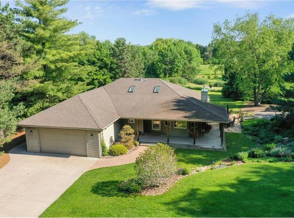 5820 Lake Sarah Heights Drive, Greenfield, MN 55373