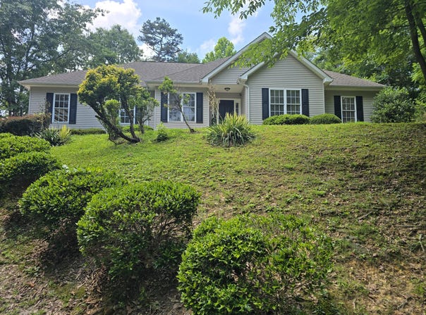 10 Thaxted Lane, Middlesboro, KY 40965