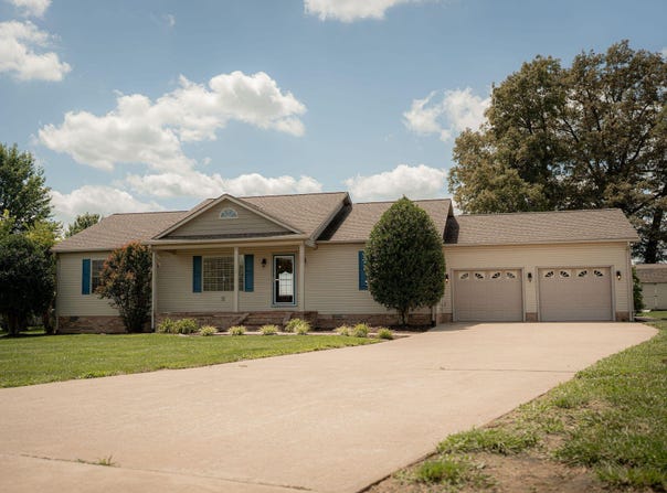 546 Smith's Lane, Mayfield, KY 42066