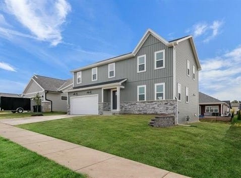 6642 Royal View Drive, Windsor, WI 53532