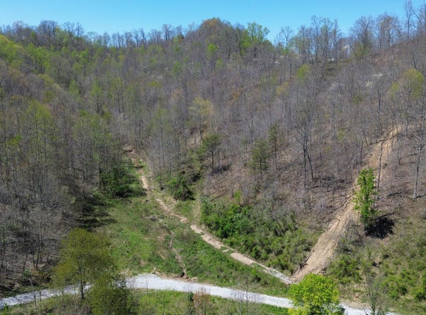 9999 Toby Road, Manchester, KY 40962