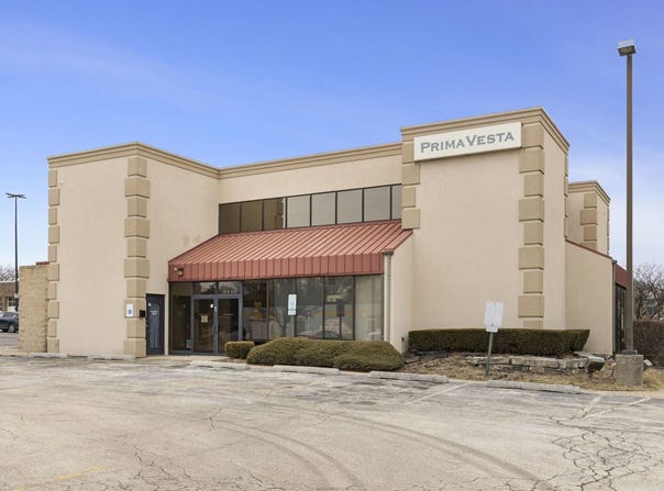 10s660 Kingery Highway, Willowbrook, IL 60527