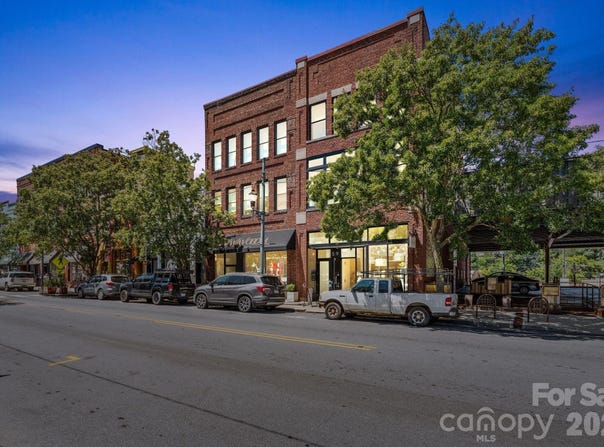 57 Broadway Street, Asheville, NC 28801