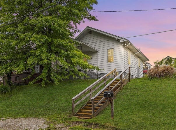 447 Highfield, Canonsburg, PA 15317