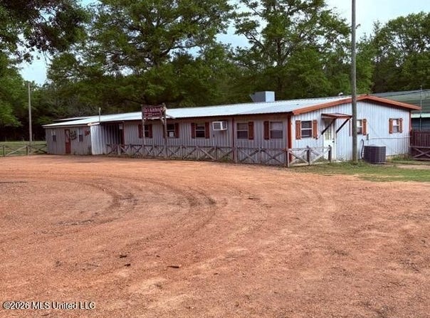 6479 Ms-570, Smithdale, MS 39664