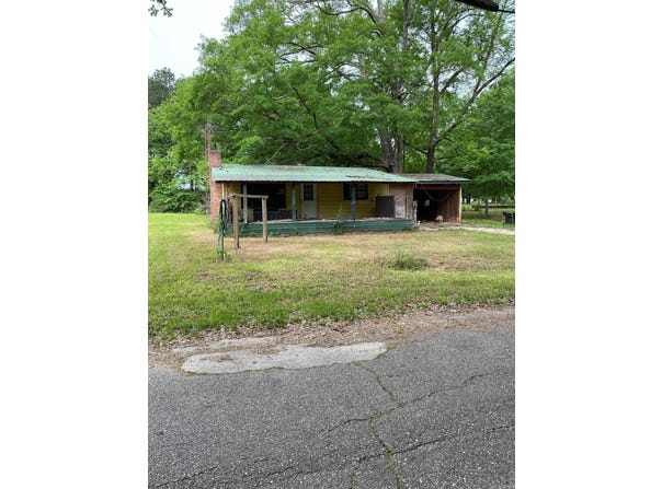 905 Patton Drive, Crossett, AR 71635