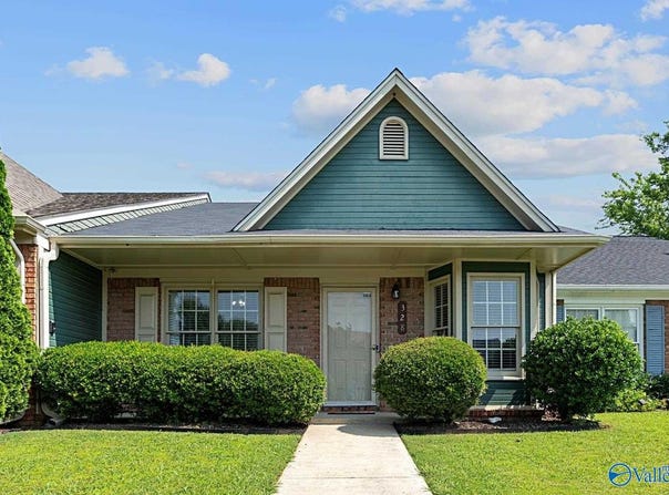 328 Shadow Pointe Drive SW, Decatur, AL 35601