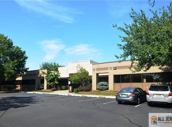 1 Ethel Road, Edison, NJ 08817