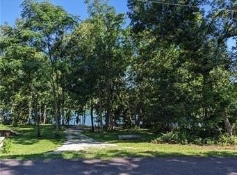 270 Rose Marie Drive, Linn Valley, KS 66040
