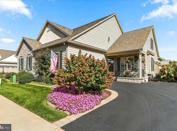 201 HONEYCROFT Boulevard, COCHRANVILLE, PA 19330