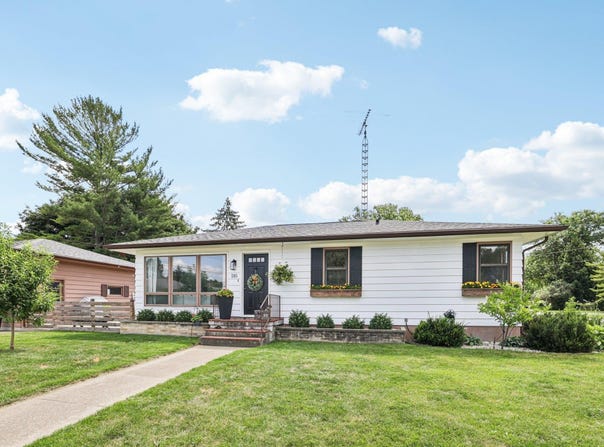 516 Clover Lane, Fort Atkinson, WI 53538