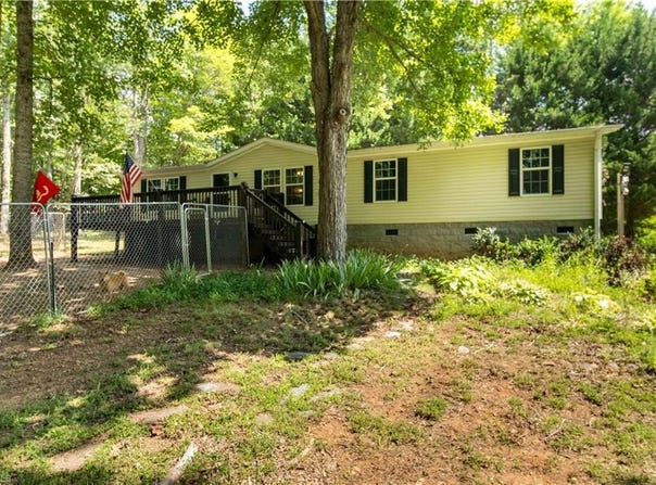 141 Happy Lane, Dobson, NC 27017