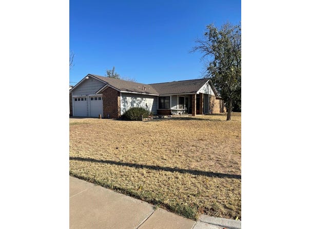 4400 Palmer Dr, Midland, TX 79705