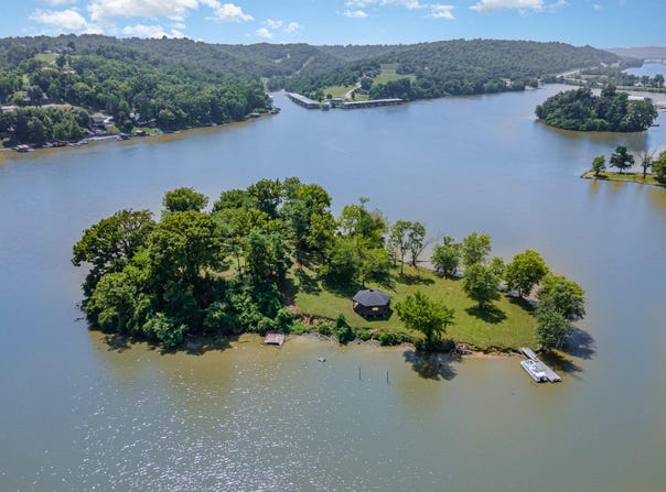 407 Carvers Trail, Warsaw, KY 41095