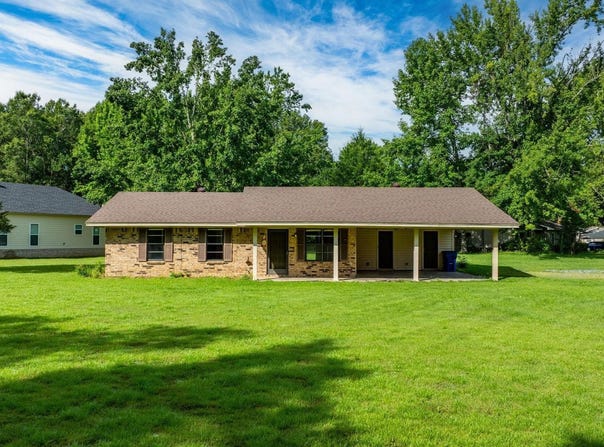 11 Lake Street, Greenbrier, AR 72058