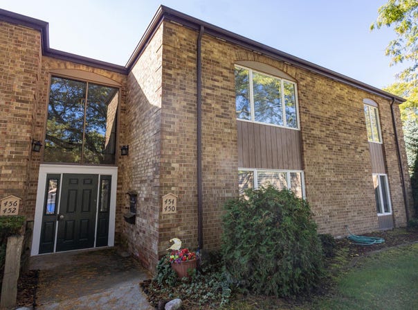 454 Barkwood Court NW, Grand Rapids, MI 49534