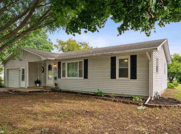 707 E Madison Street, Mount Pleasant, IA 52641