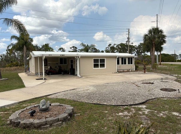 1100 Whisper Lake Blvd., Sebring, FL 33870