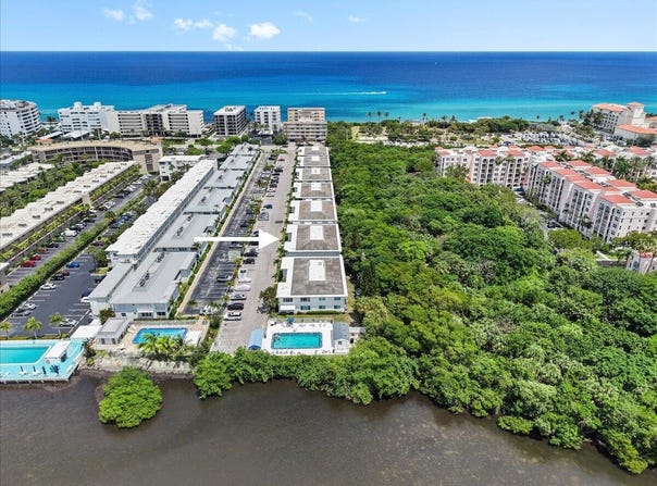 4501 S Ocean Boulevard, South Palm Beach, FL 33480