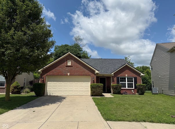 1820 Irish Lake Lane, Indianapolis, IN 46239