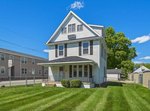 1365 E Pea Ridge Road, Huntington, WV 25705