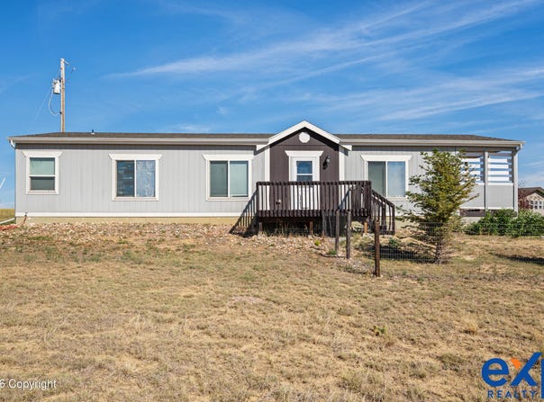1498 Gunner Rd, Wright, WY 82732