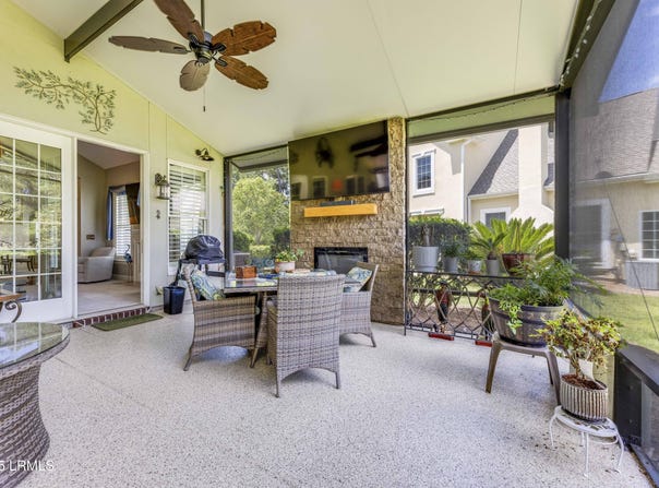 300 Persimmon Circle, Hardeeville, SC 29927