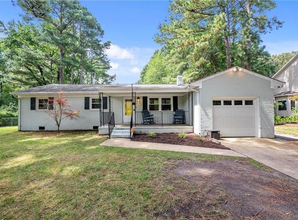 112 Lambs Creek Drive, Yorktown, VA 23693