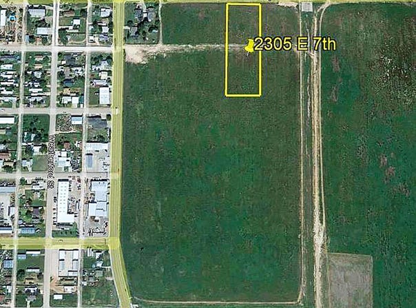 2305 E 7th Street, Clovis, NM 88101