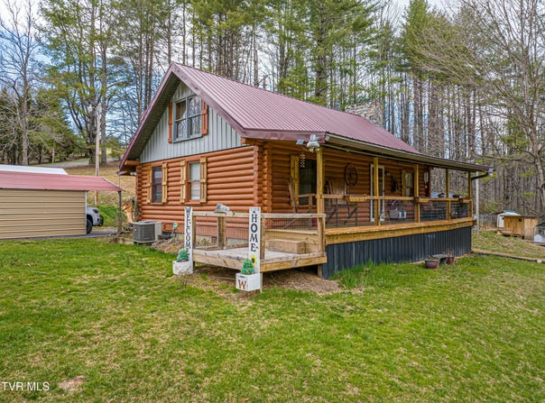 250 Beaver Walk Road, Mountain City, TN 37683