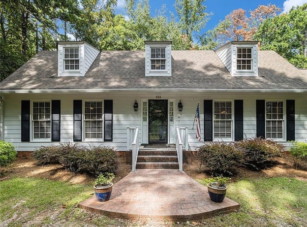 555 Breedlove Drive, Monroe, GA 30655