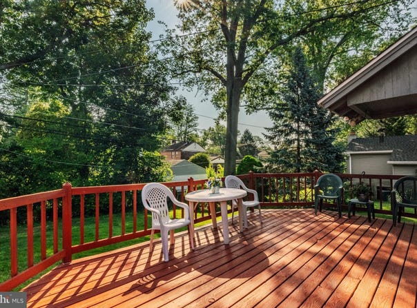 2605 WOODLEIGH ROAD, HAVERTOWN, PA 19083
