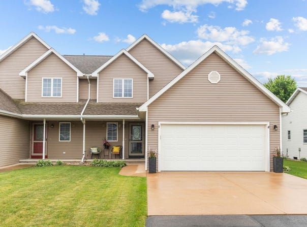 W5117 BLUE HERON Court, SHERWOOD, WI 54169-9622