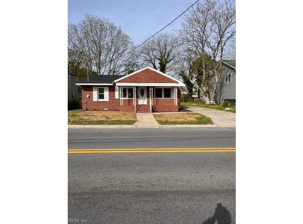 129 S 6th Street, Suffolk, VA 23434