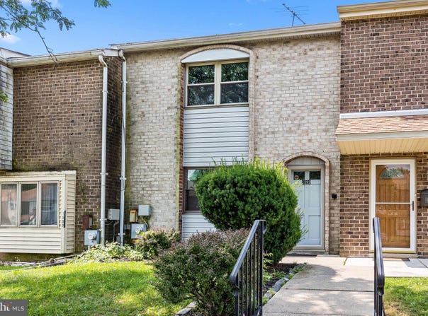 1392 ARGYLE Way, BENSALEM, PA 19020