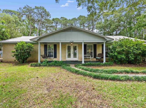1101 Alabama Avenue, Dauphin Island, AL 36528