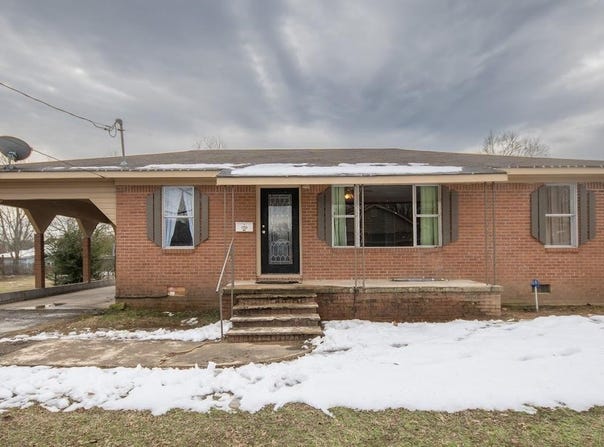 1504 Hamilton Ave, Mena, AR 71953