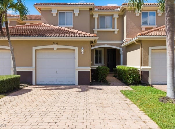9656 Roundstone Circle, Fort Myers, FL 33967