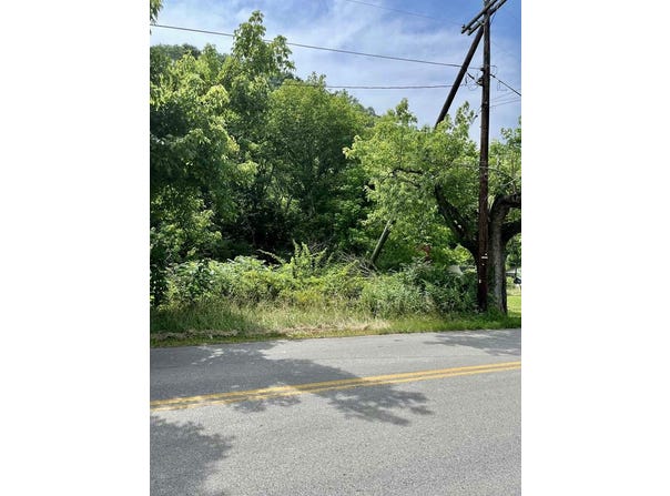 00 ky rt 466, Melvin, KY 41650