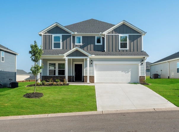 807 Burghley Circle, Greer, SC 29651