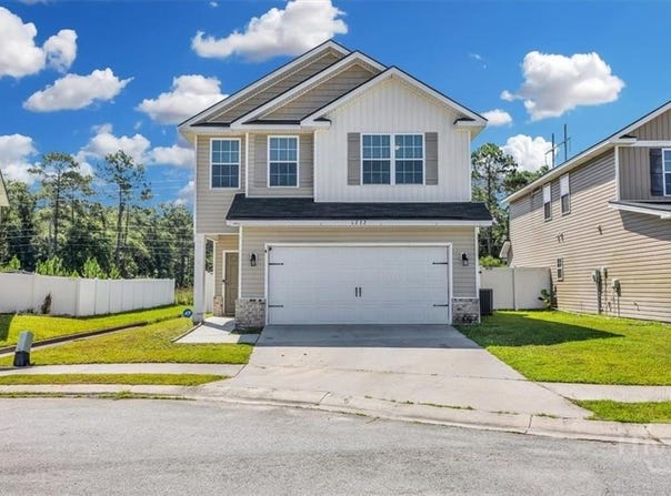 1237 Cypress Fall Cir Circle, Hinesville, GA 31313
