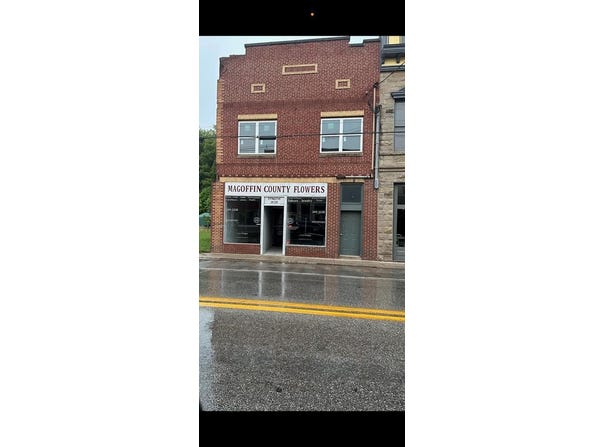 18 E Maple St, Salyersville, KY 41465