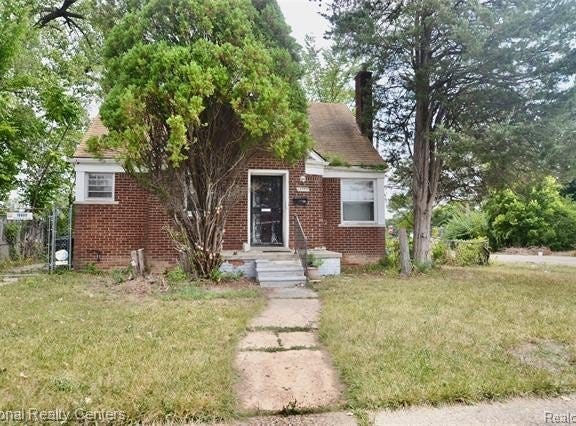 18900 Freeland Street, Detroit, MI 48235