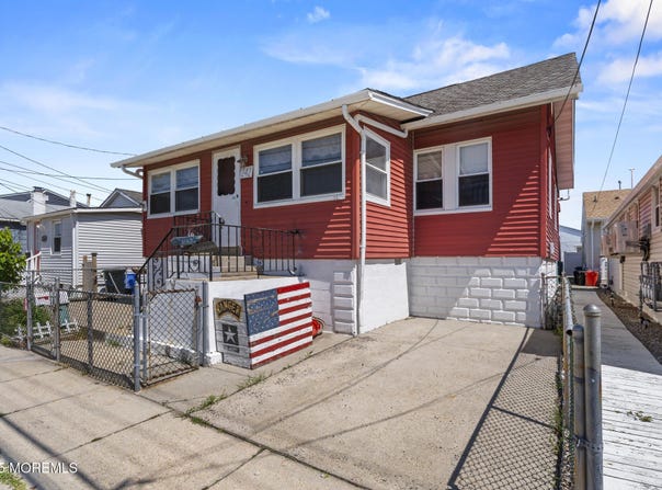 242 Sherman Avenue, Seaside Heights, NJ 08751