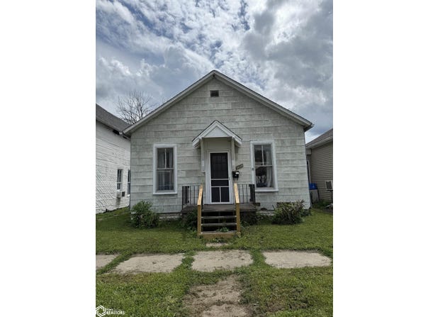 1328 Avenue G, Fort Madison, IA 52627