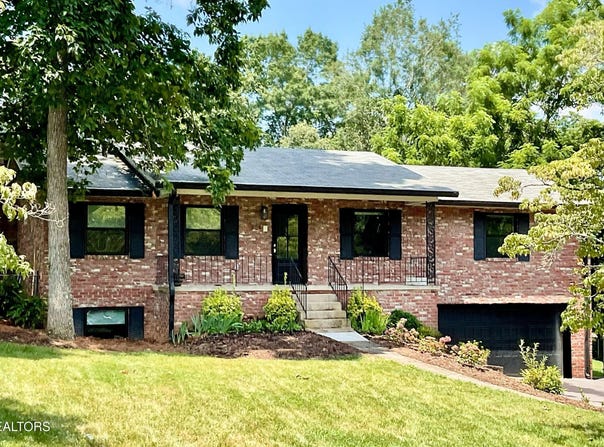 233 Chaho Rd, Knoxville, TN 37934