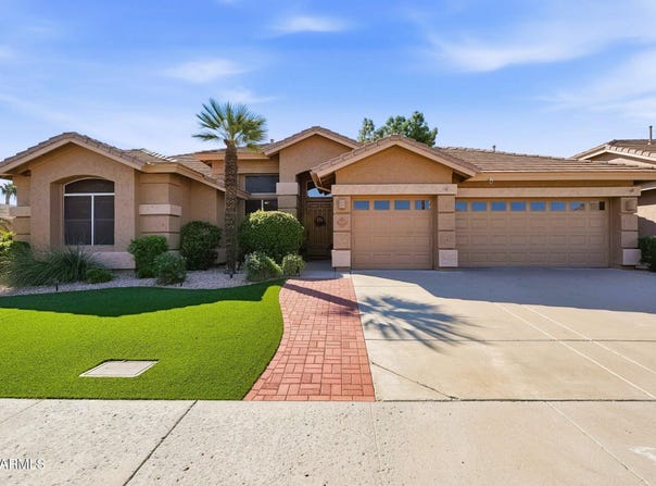 6519 W CREST Lane, Glendale, AZ 85310